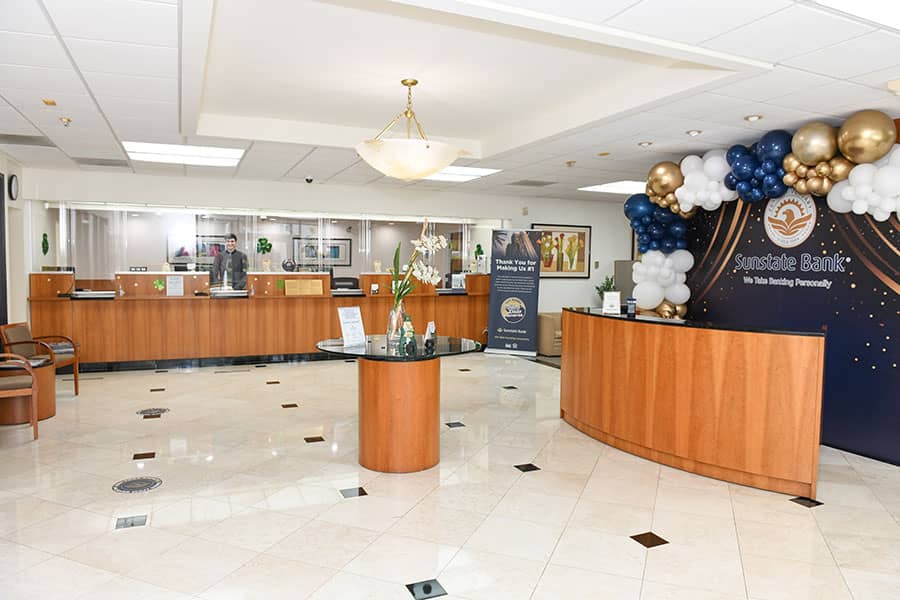 The lobby of Sunstate Bank